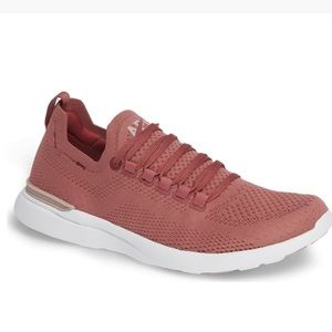 APL Techloom Breeze Sneakers